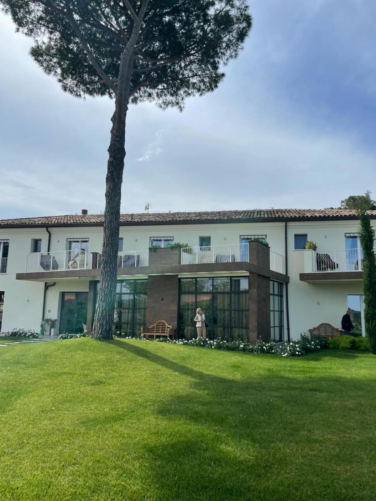 Villa Francesca Relais Gradara Exteriör bild